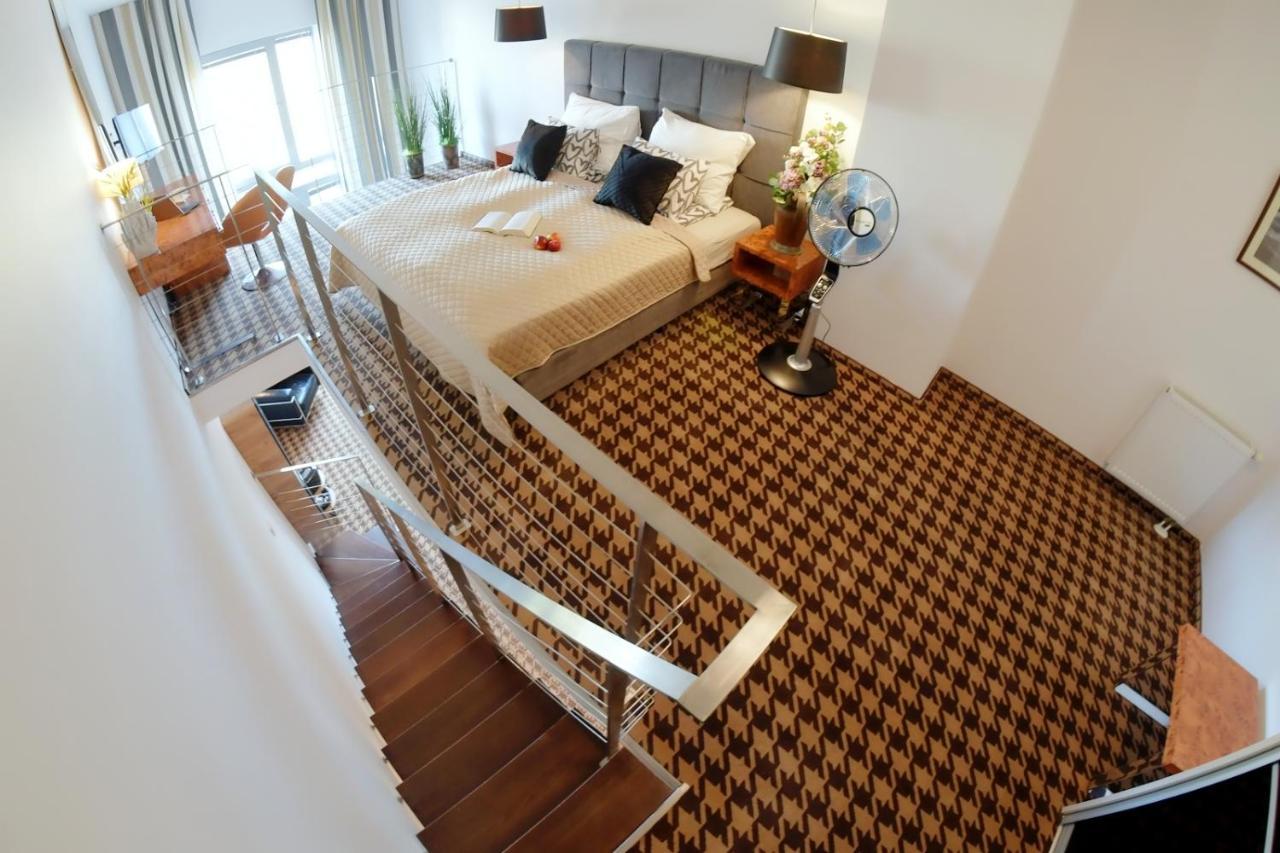 Dobruk Bogdan Prywatny W Royal Tulip Apartament