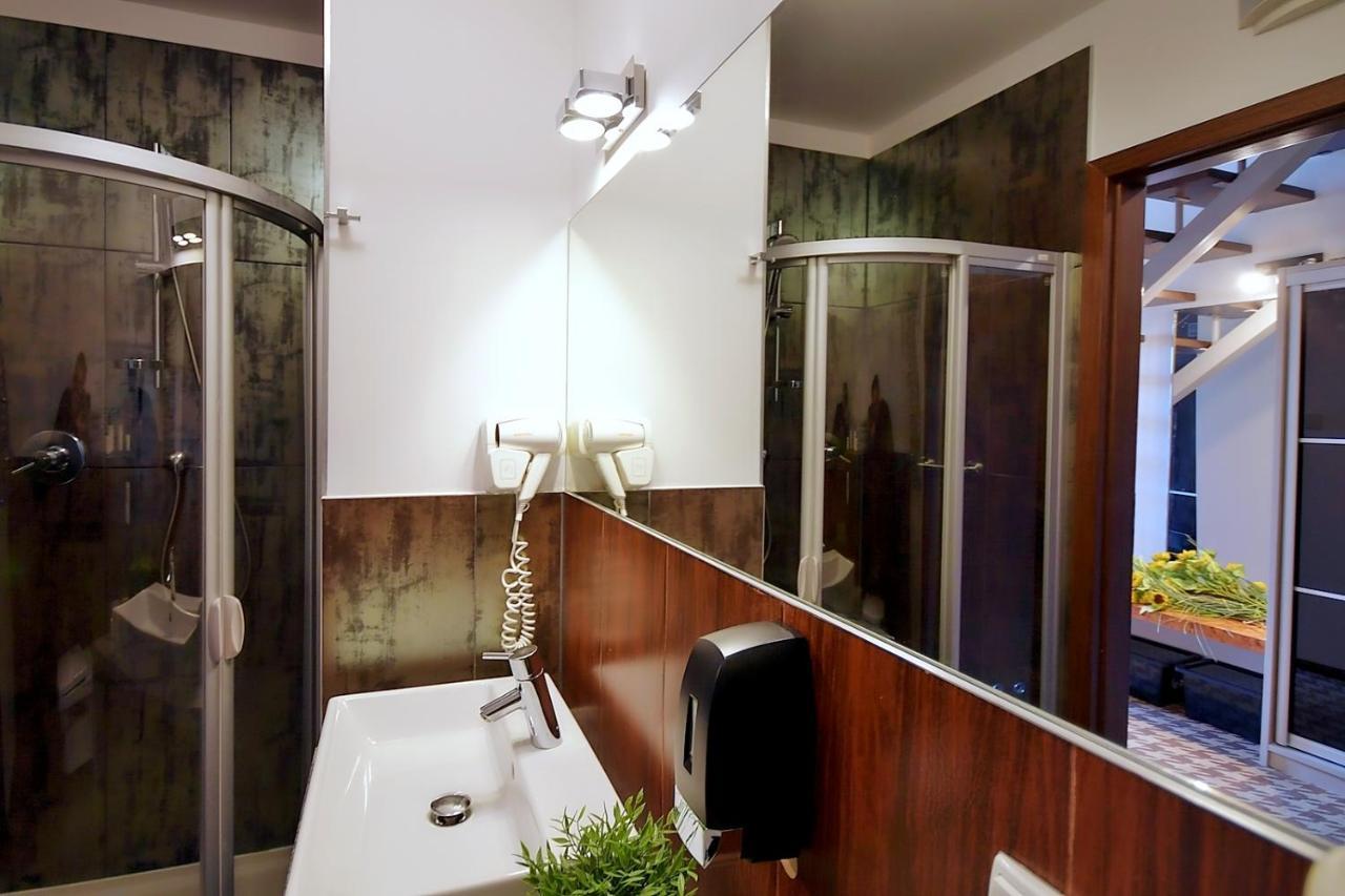 Dobruk Bogdan Prywatny W Royal Tulip Apartament *