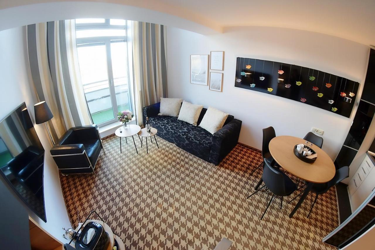 Dobruk Bogdan Prywatny W Royal Tulip Apartament